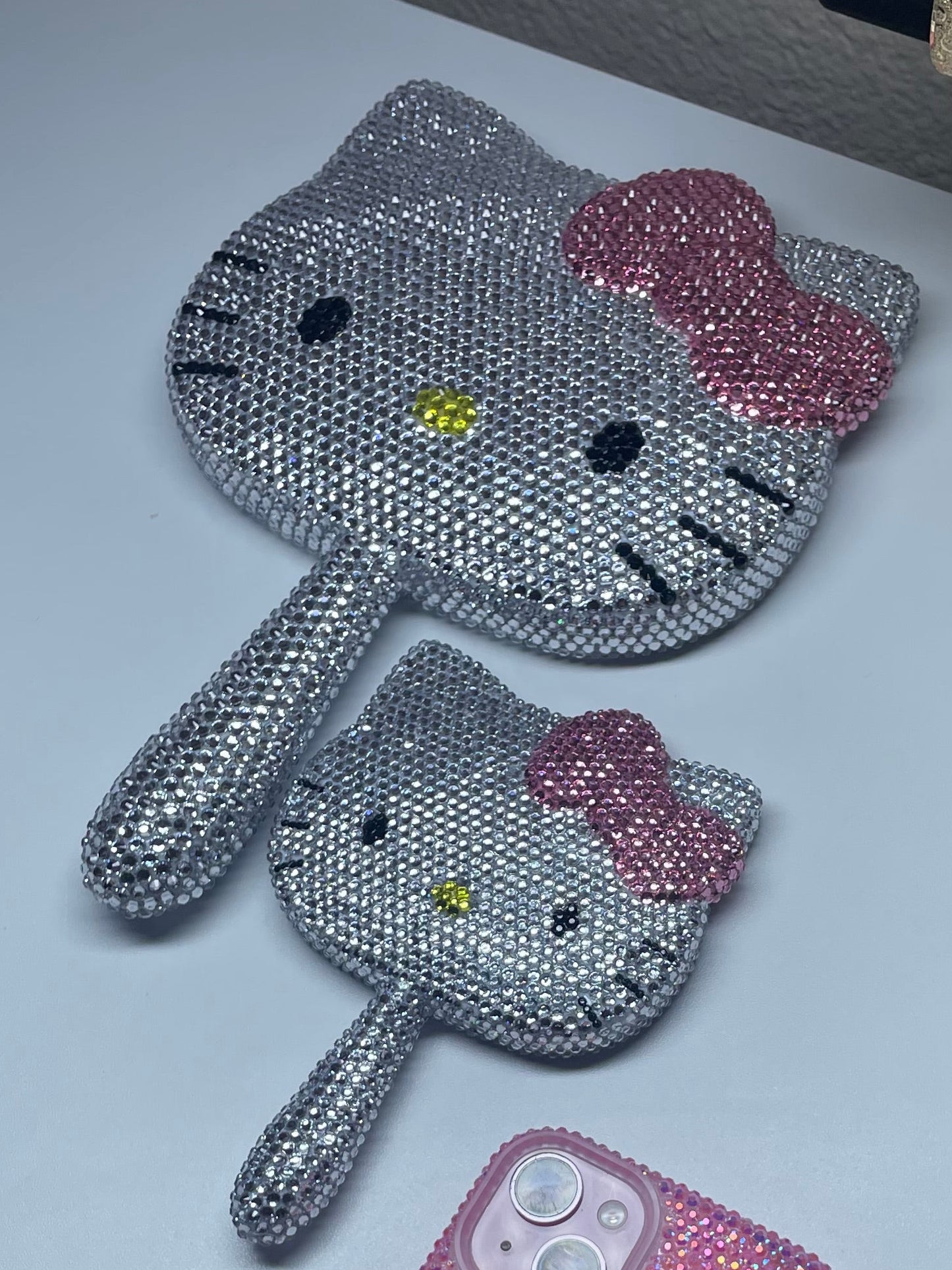 HK Mirror
